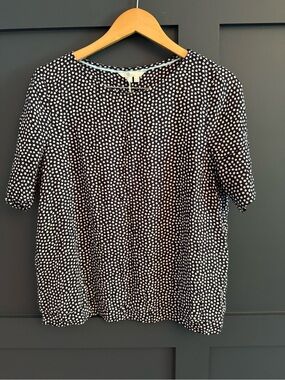 Boden Navy and White Polka Dot Short Sleeve Top